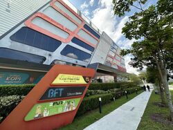 Upper Changi Road North (D17), Shop House #462993281